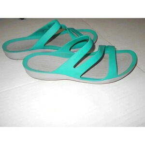 Crocs Iconic Comfort Womens Sz 11 W Teal Seafoam Green Sandals Slides Slip On